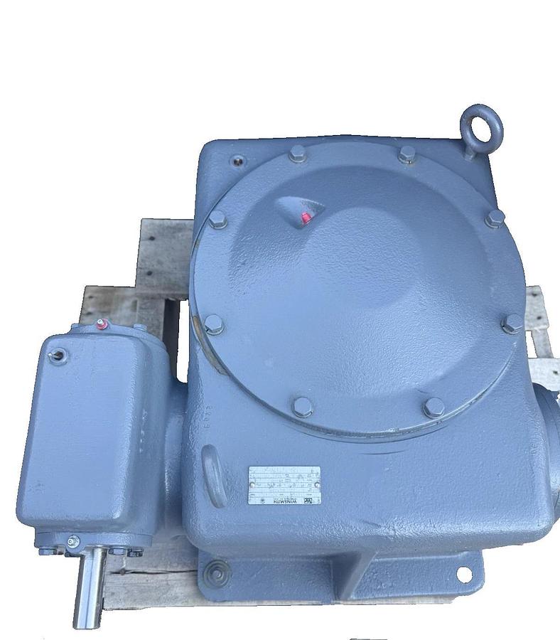 Winsmith Gear Box  11CVD, A 117 82X0S8 Ratio 2209:1 right angle Gearbox TQ 18248