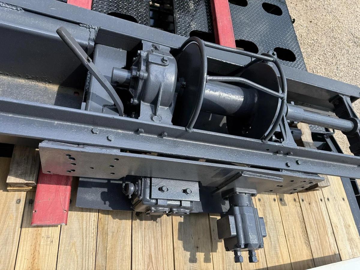 Refurbished Braden Winch mgu5-12F EB L 6910976  Low Mount Worm Gear Recovery Winch MGU5-12F