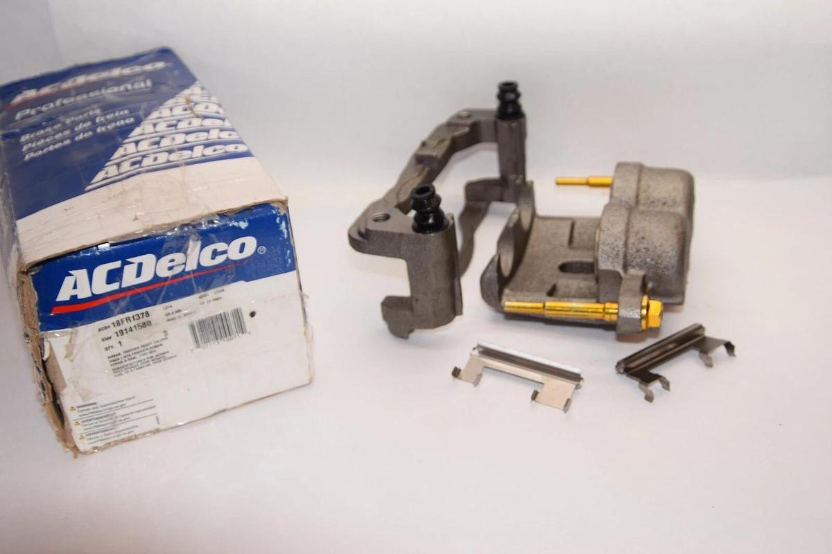 (NEW) AcDelco 8FR1378 , 19141580 Brake Caliper