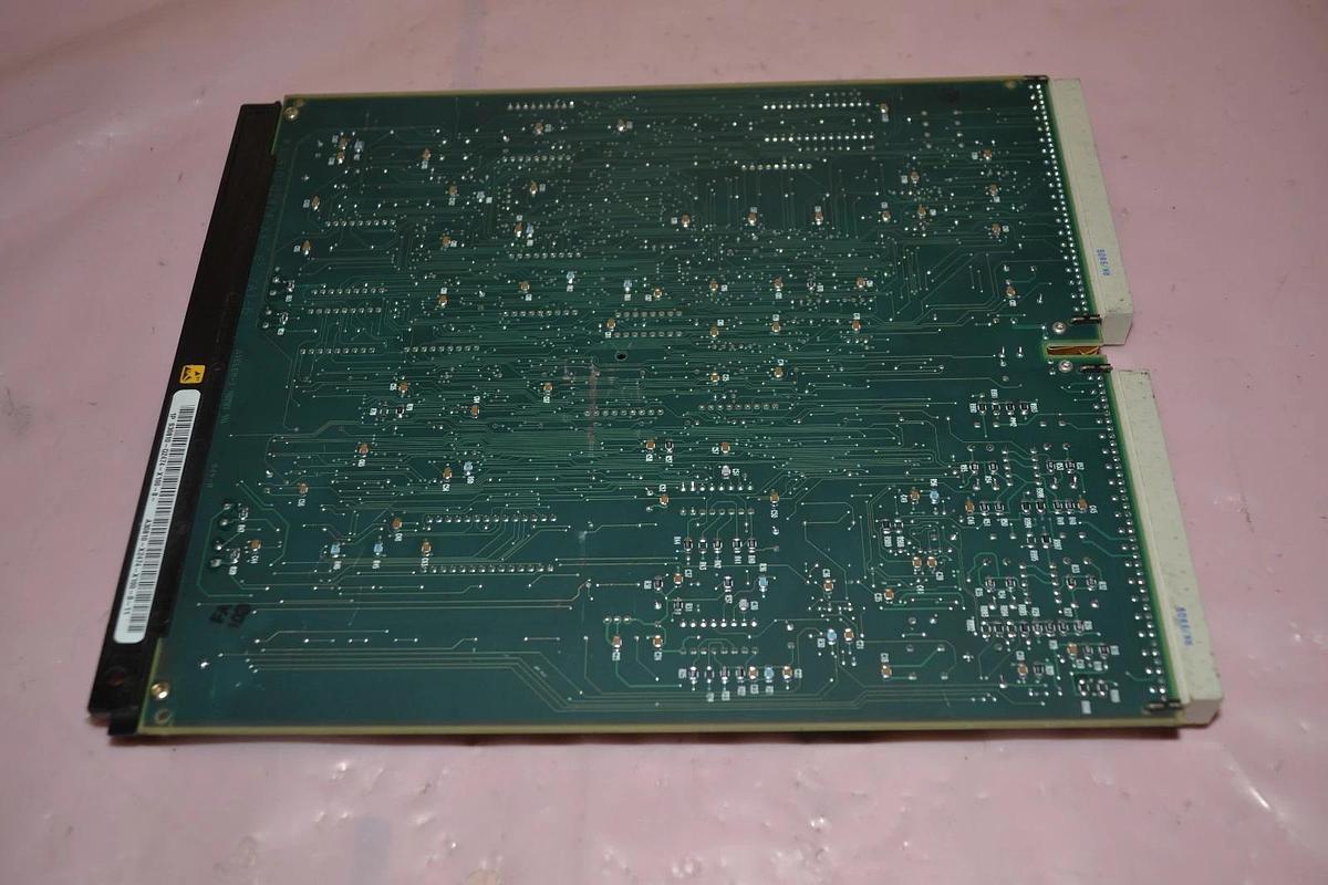 Used SIEMENS S30810-Q2474-X100-8 RK/9809 31E2083 CIRCUIT CARD BOARD