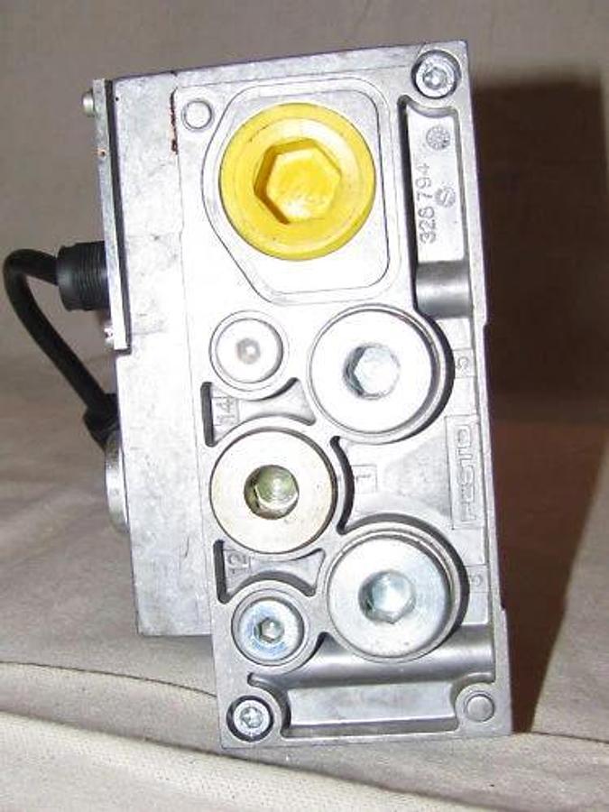 Used Festo Adapter Plate VIGP-04-FB-D-1 with IEPR-04-D-1