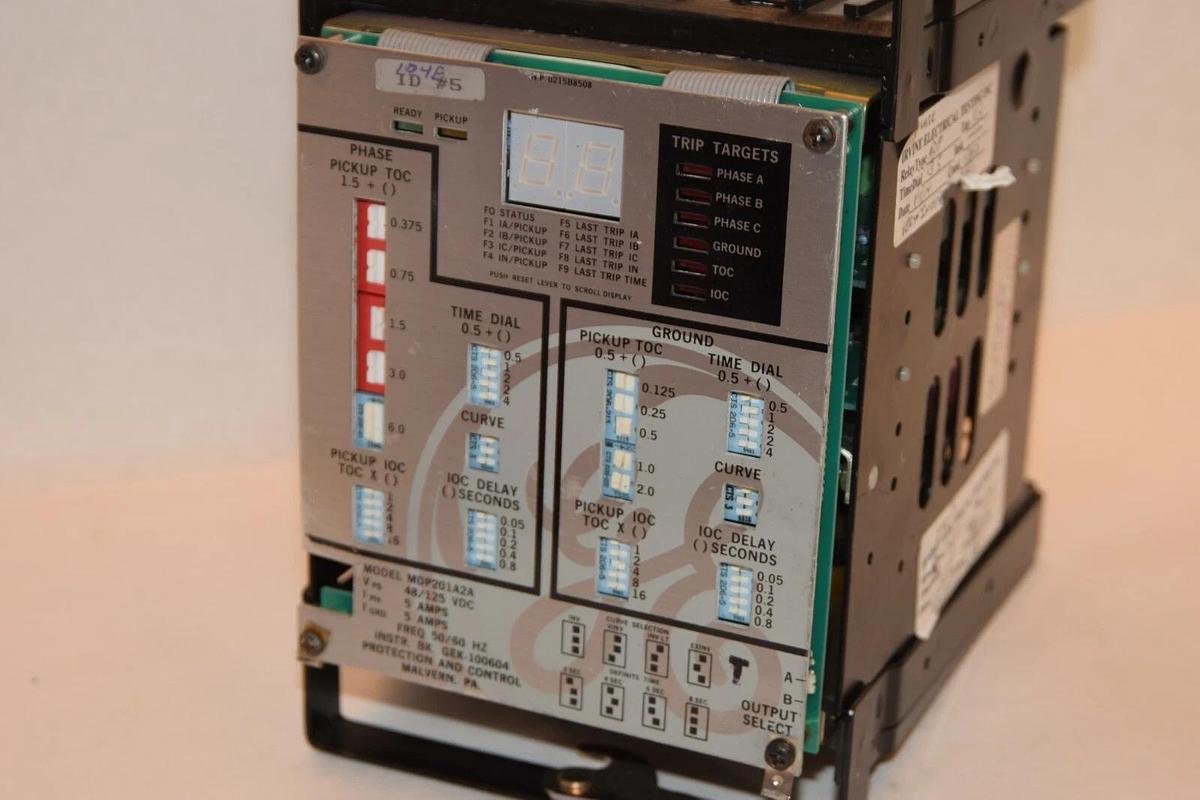 Used GE GENERAL ELECTRIC MDP201A2A 48/125VDC 5A 50/60Hz Voltage Relay