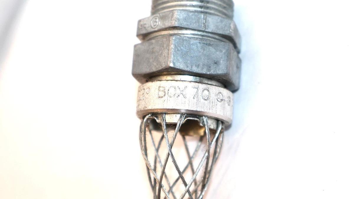 (NEW) FLEXCOR B0X70 Strain Relief Cord Grip