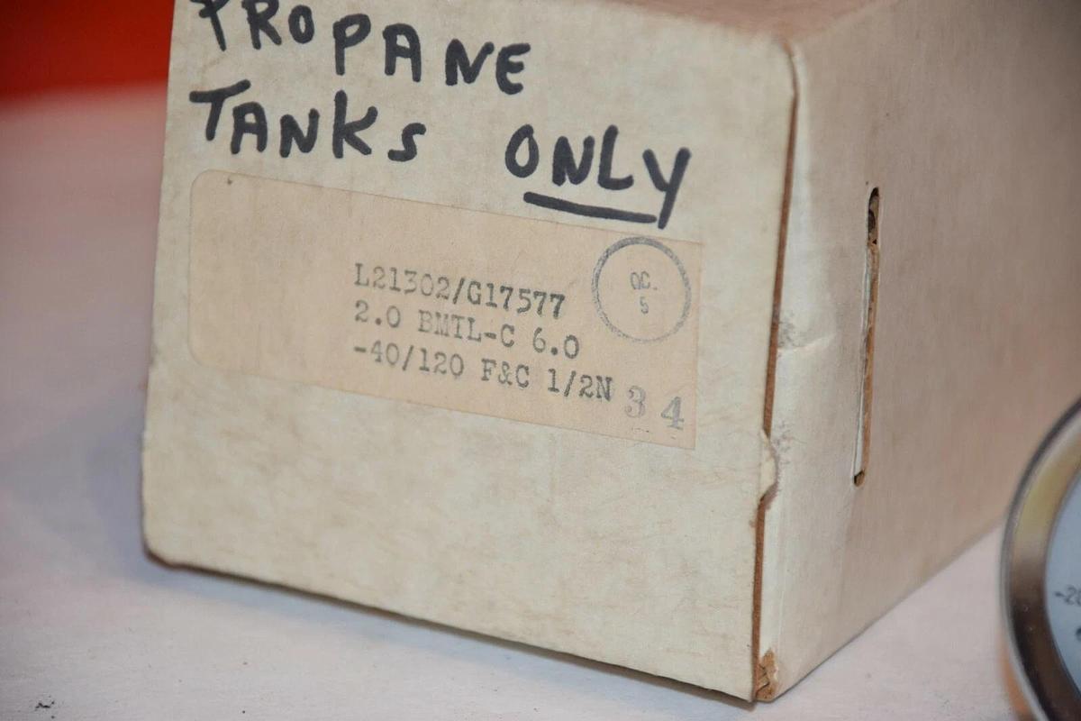 NEW MARSH MASTER-THERM L21302 G17577 2" FACE -40/120 THERMOMETER