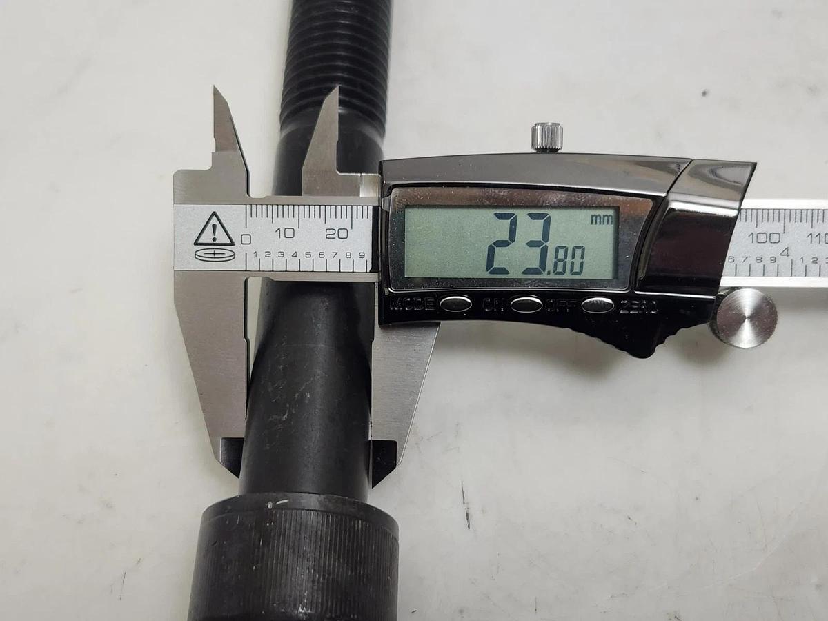 YFS 12.9 M24-3.0x150 Socket Hex Cap Screw Allen Bolt M24 3.0 x 150mm  12.9 - NEW