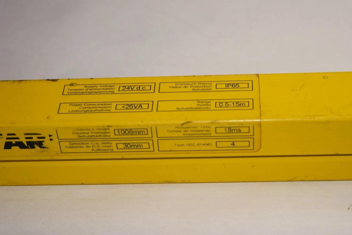 Used GUARDSTAR BS1030R B Series 0.5-15m 24Vdc Receiver Light Curtain