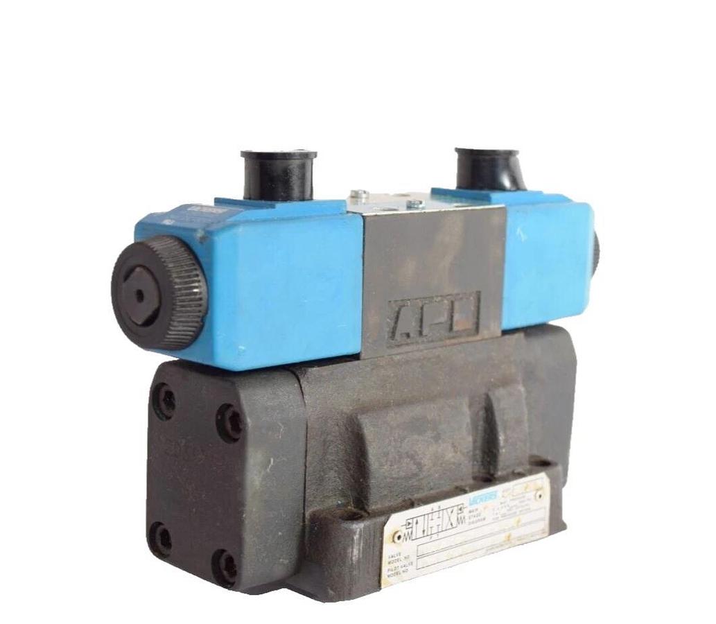 Vickers Directional Control Valve DG5S4042NTMUH560 DG5S4 042N T M UH5 60 *NOS*