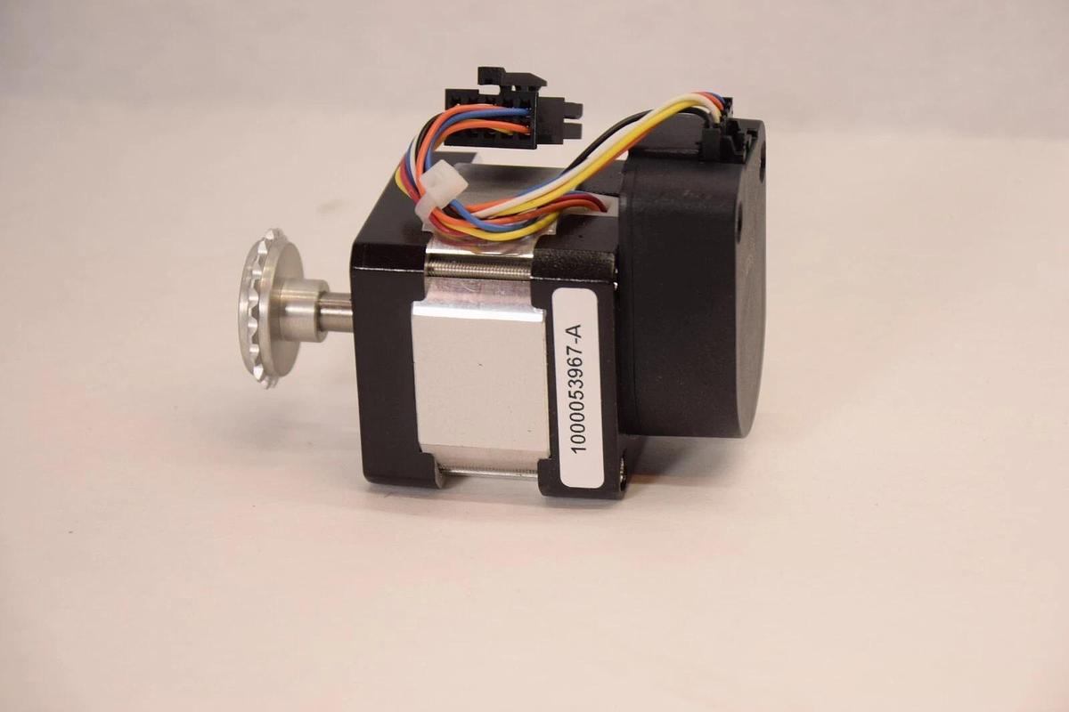 (NEW) LIN ENGINEERING 417-15-27D-04RO , 022120 1Amp Hybrid Stepper Motor