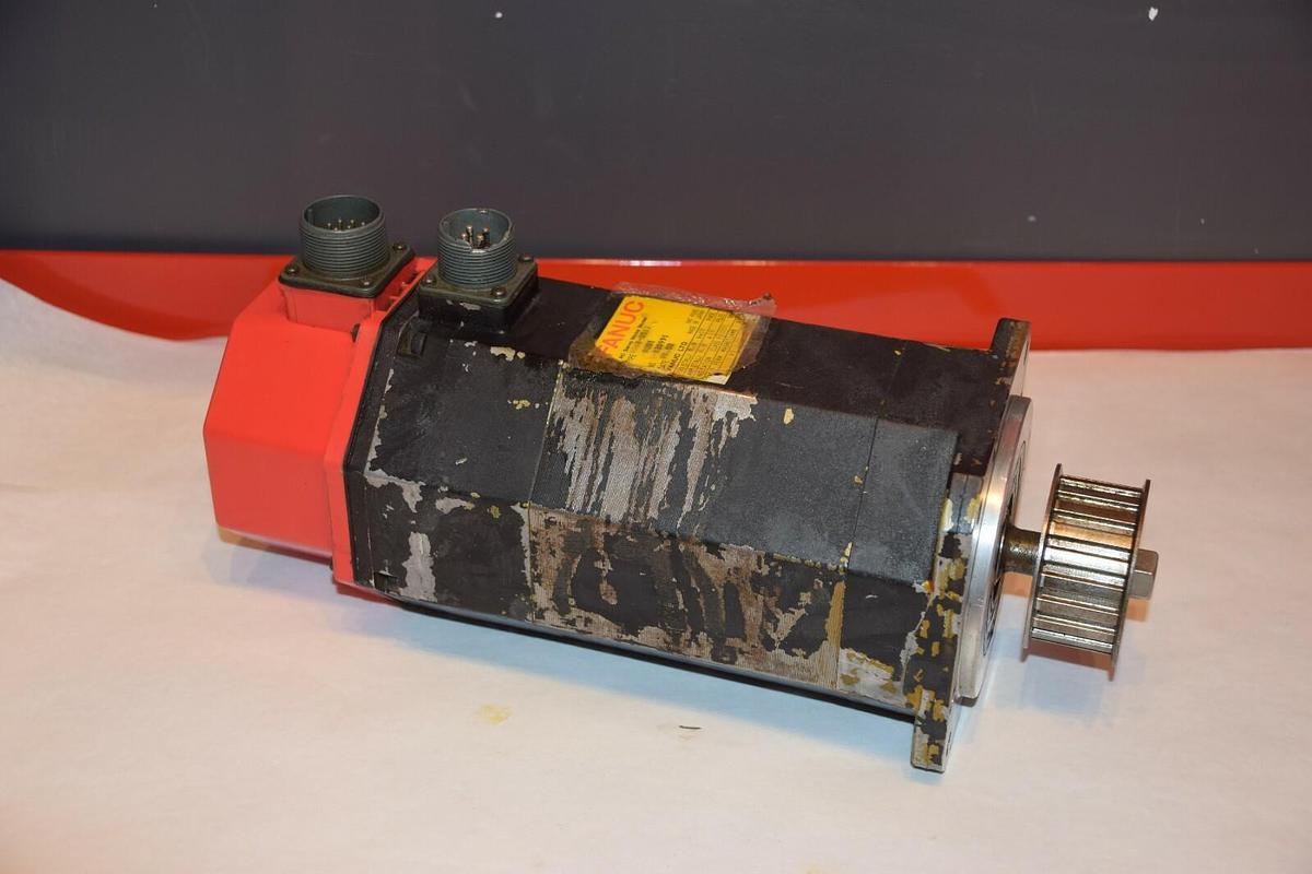 Used FANUC A06B-0512-B001 AC SERVO MOTOR, CODER A860-0304-T111 2000P
