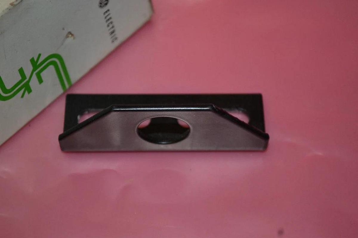 General Electric Limit PROXIMITY SWITCH CR215DBX02 NEW