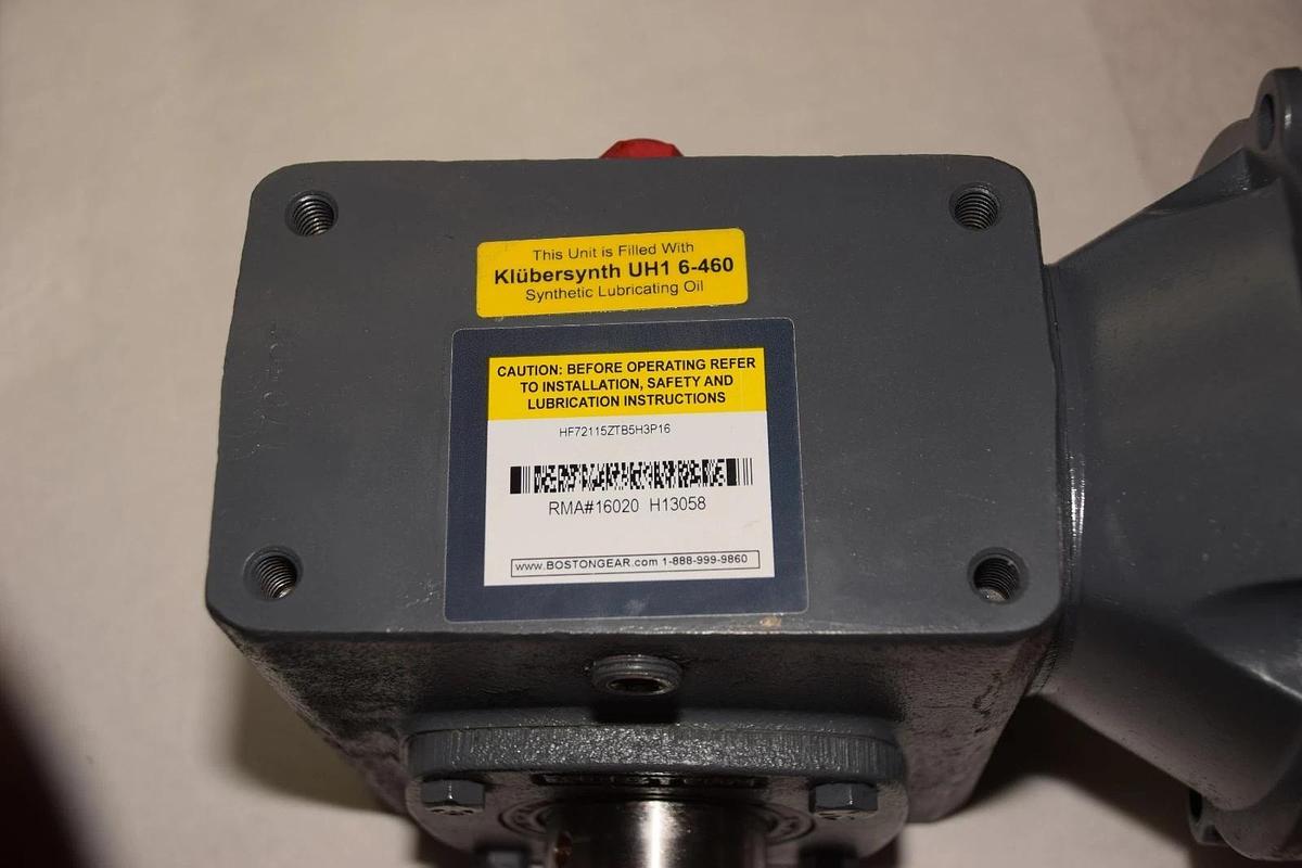 BOSTON GEAR HF72115ZTB5H3P16 1.72HP GEAR REDUCER RATIO 15 NEW