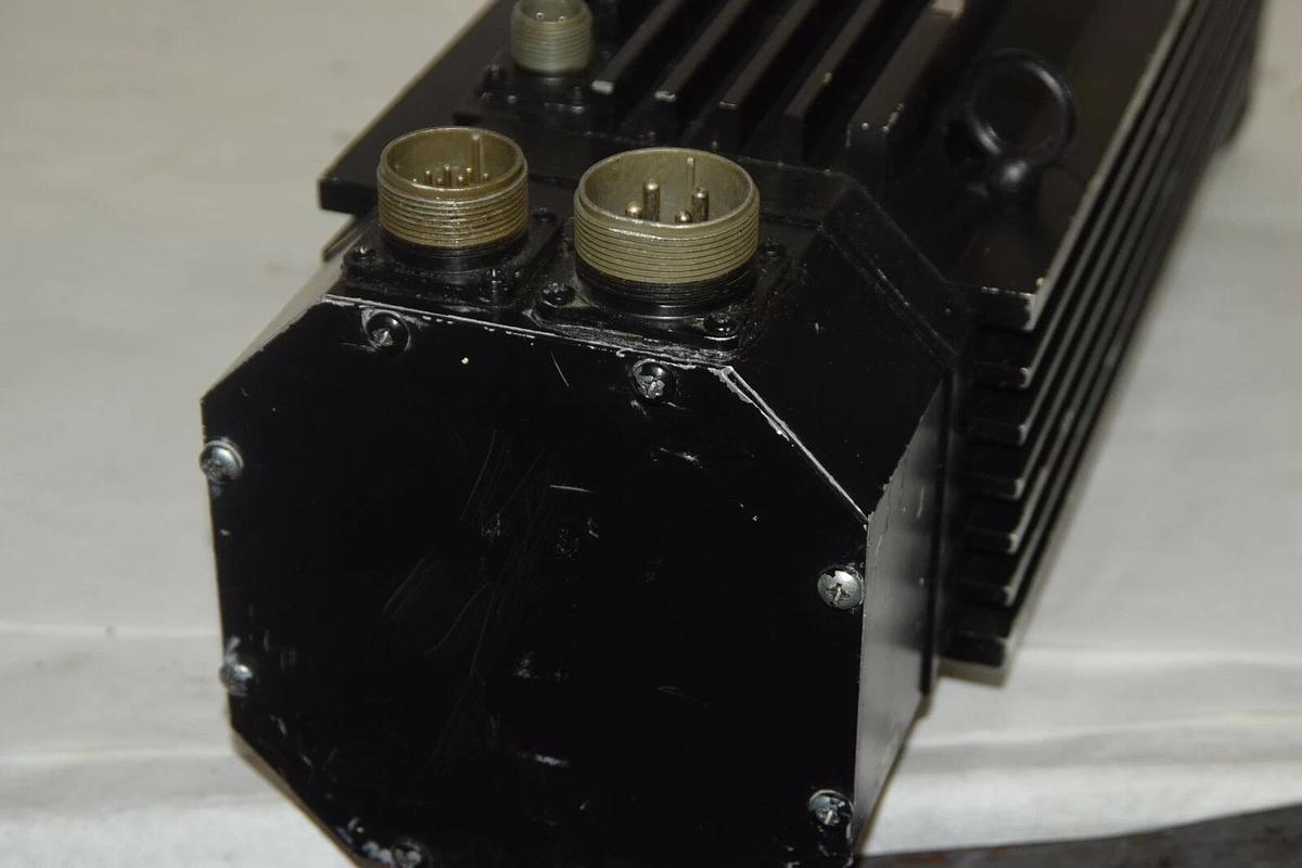 Used ALLEN BRADLEY Servo Motor H-6300-Q-H04AA 5.1kW  3000RPM  240V 3PH 193483