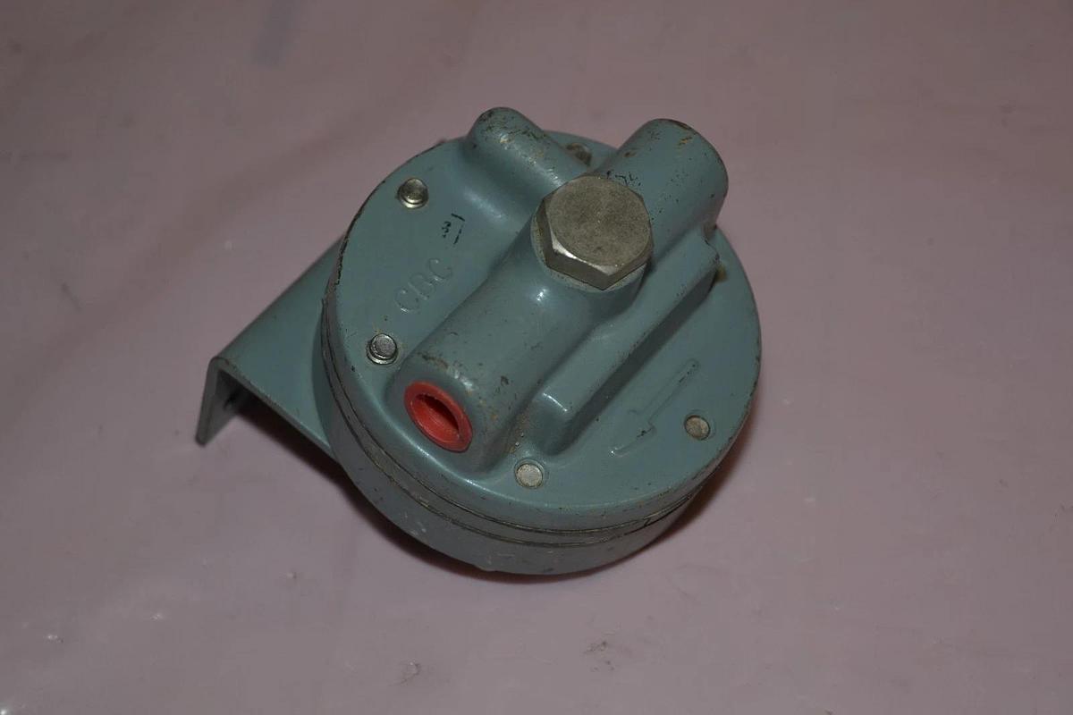 MOORE PRODUCTS 7200S13 61F BOOSTER RELAY NEW