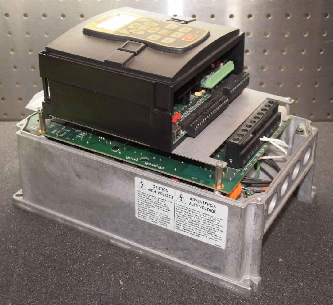 Used BALDOR 10hp Vector Drive ZHH410-E 3PH 480V H2 10 HP VE2016A00