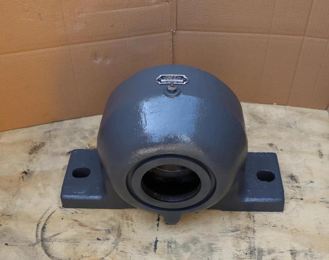 Fafnir 2 Bolt Pillow Block Ball Bearing Unit Housing SA0DD SAODD 3-15/16" NOS