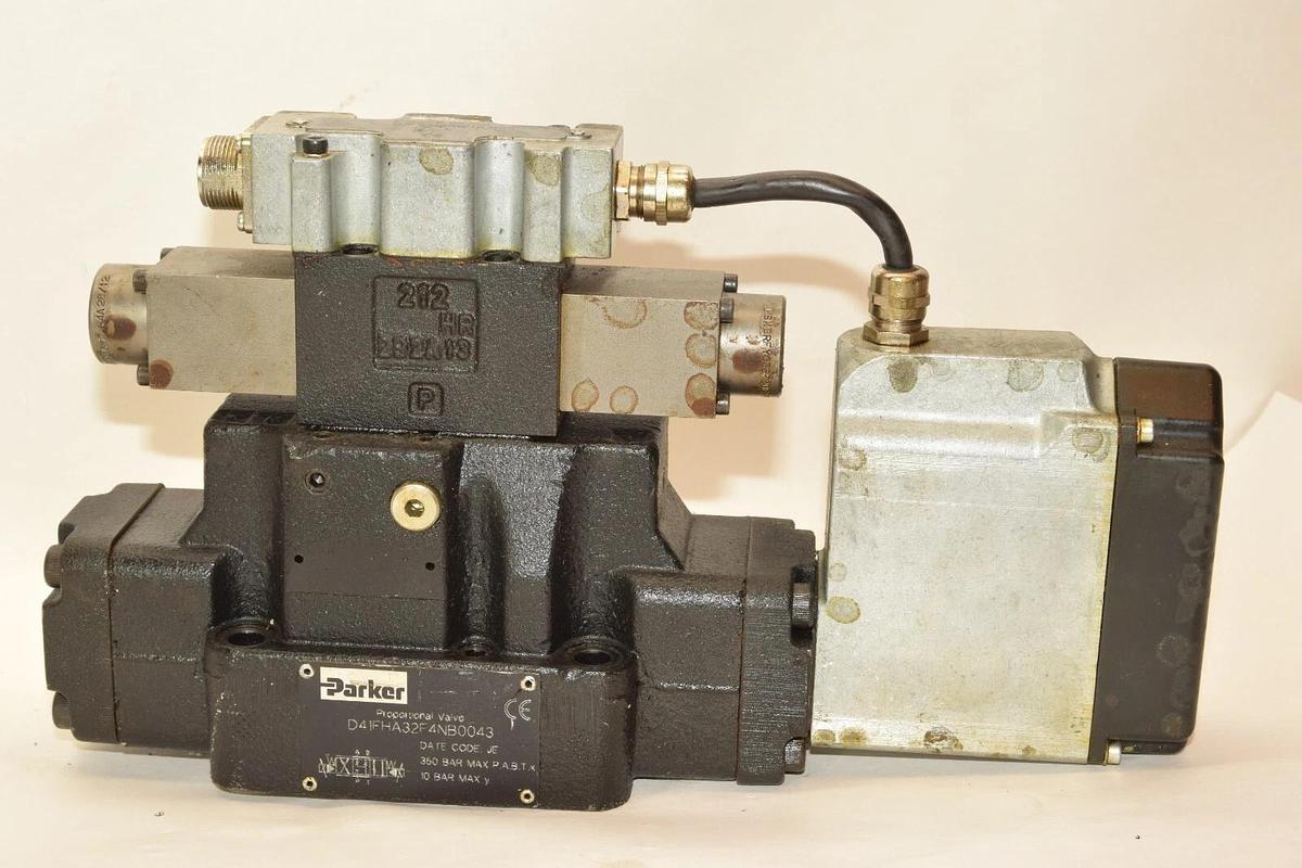 Used PARKER D41FHA32F4NB0043 D1FVE50BCNLB35 Servo Valve