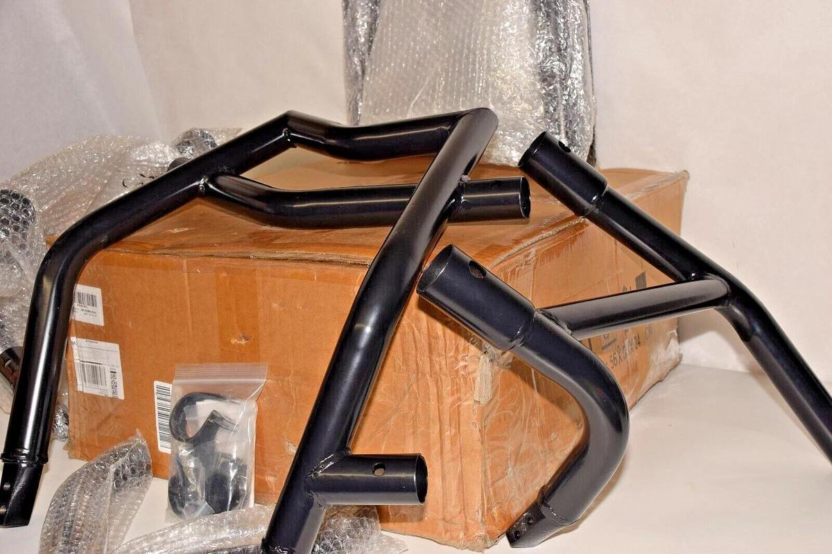 (NEW) A & UTV PRO 715002880 Rear Pre-Runner Bumper Bar for Maverick X3 , 17'-23'