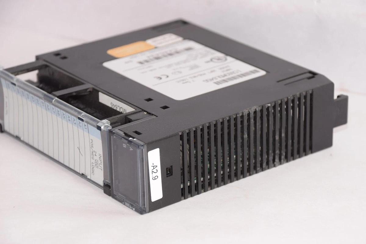 Used GE FANUC  Input Module IC693MDL645G 7.5ma 24Vdc 16pt Pos/Neg Logic Input Module