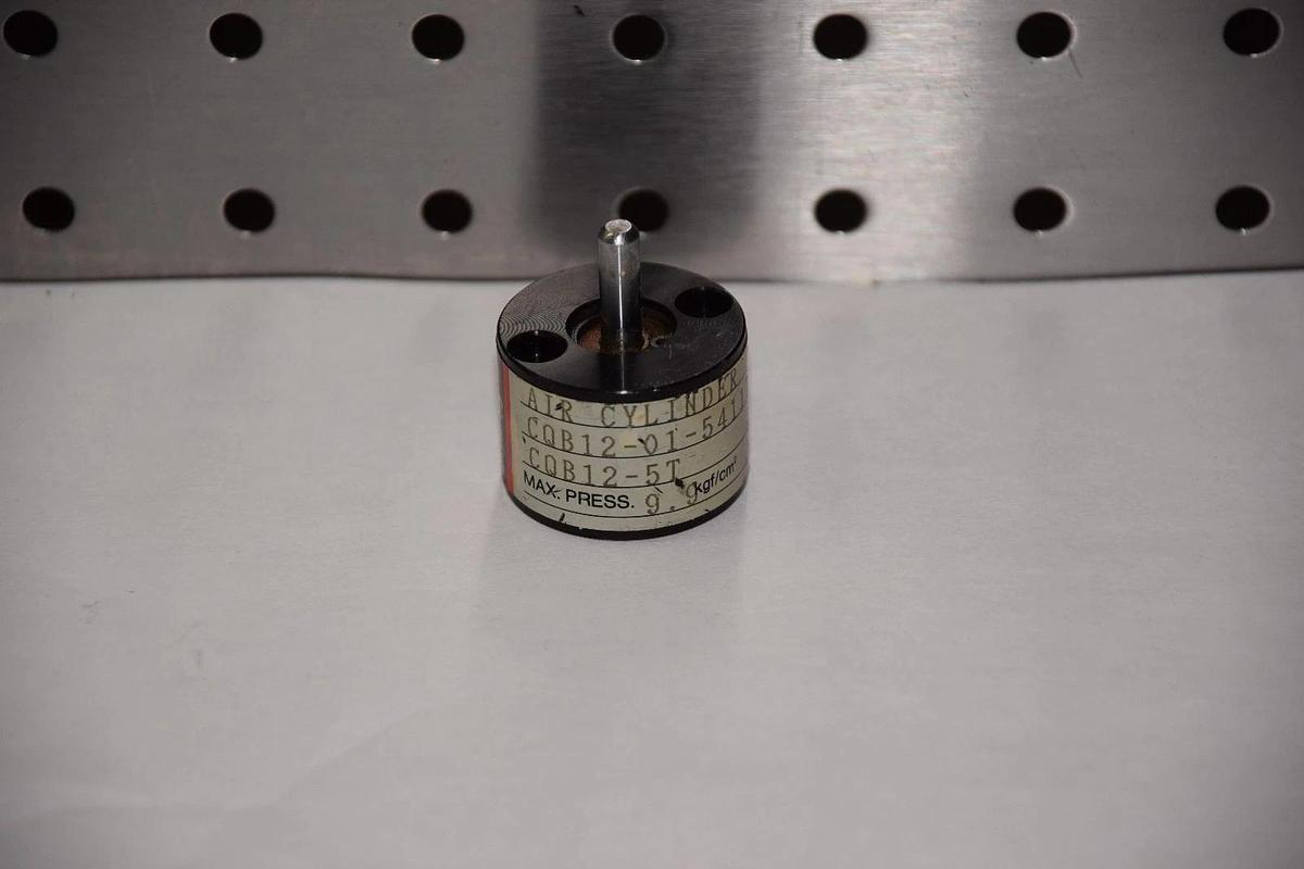 Used SMC CQB12-01-54117 CQB120154117 CQB12-5T CQB125T 9.9kgf/cm2 AIR CYLINDER