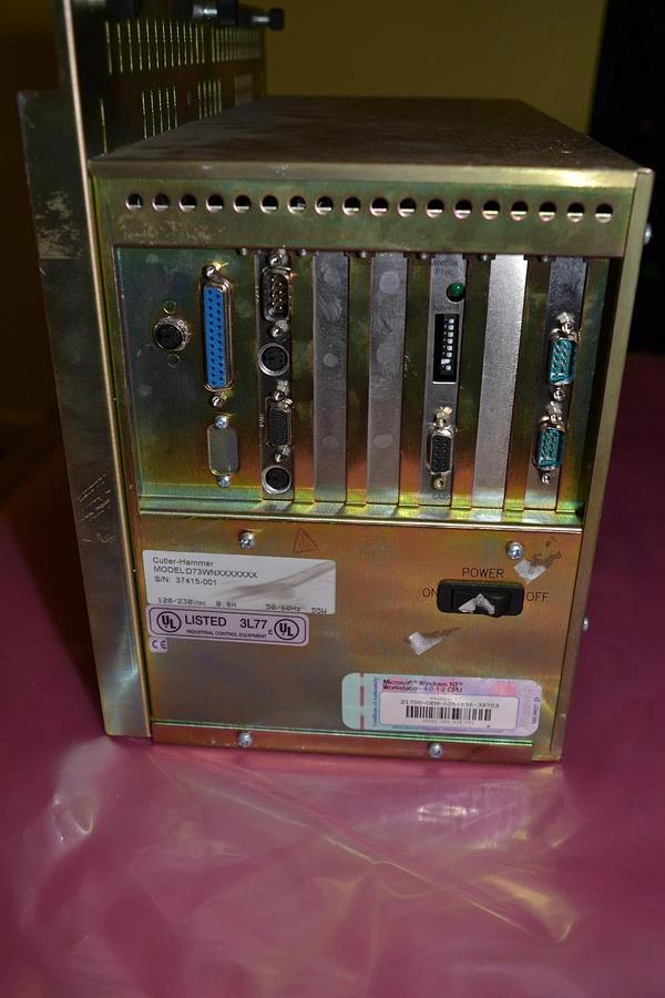 Used Cutler Hammer D73WNXXXXXXX 10.4 IN Display C-H2 D73WN D73 Work Station 4.0