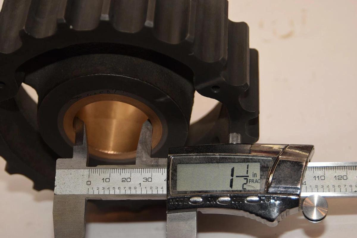 MARTIN 815A23 815A23-1-1/2 815A23x1-1/2 23teeth 1-1/2"  Non-Keyed Sprocket  NEW