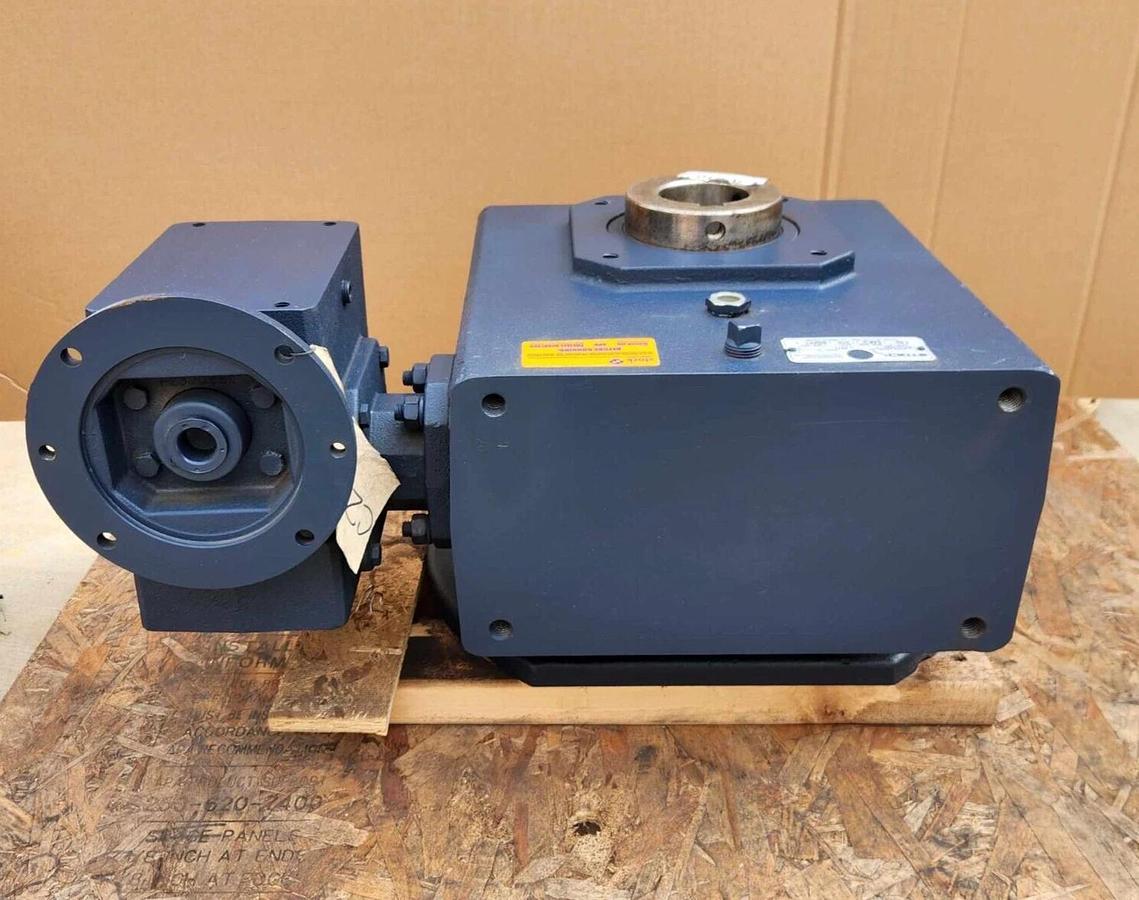Stock GearBox  AC21100-7A  1.6HP 600:1 Ratio, large heavy duty gear box (New)