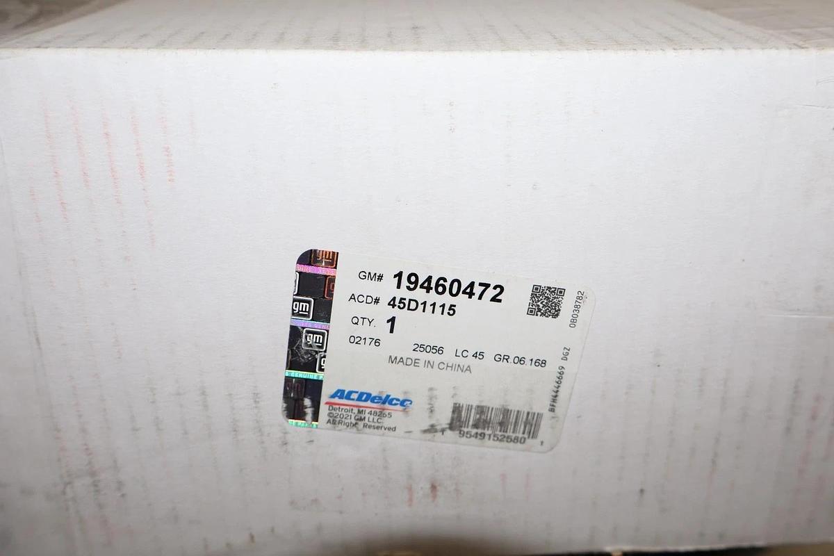 Acdelco 45D1115 , 19460472 , 4705374ACD 23345 Control Arm & Ball Assembly (New)