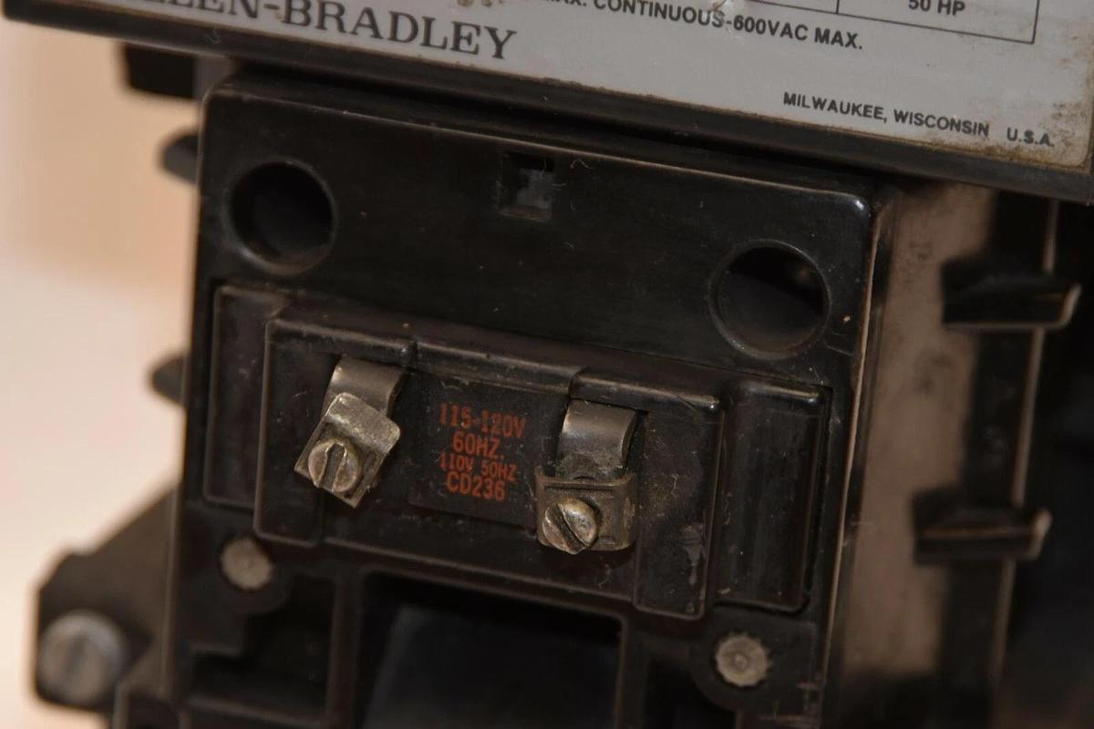 Used ALLEN BRADLEY Contactor 500F-D0D930 500F-DOD930 Ser A Size Sz 3 90Amp 120V Coil