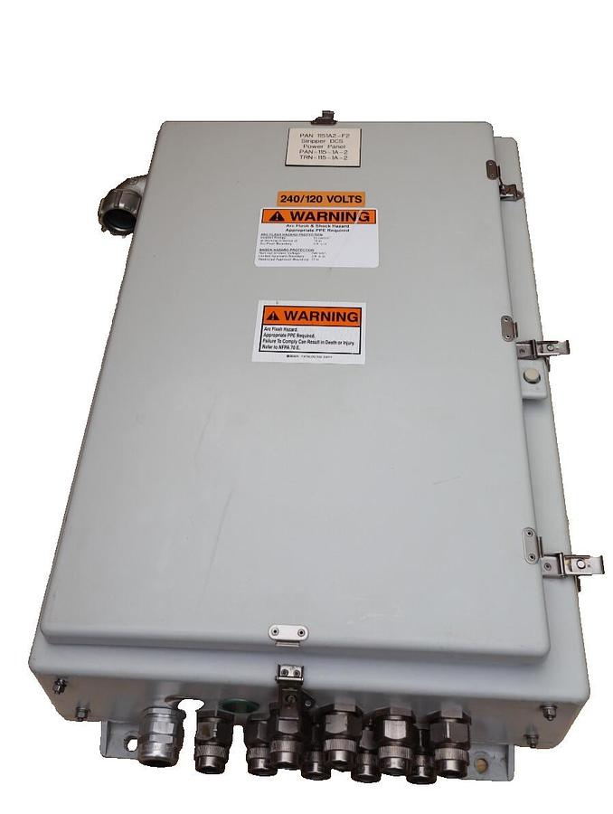 Used Cutler-Hammer Panelboard Pow-R-Line PRL1a 1ph 100a in Stahlin N30206HWT Enclosur