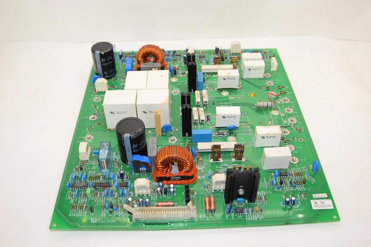 Used NEWAVE SA POWERWARE EXIDE NW4002D NW4002D2 40/03 CH6572 Circuit Board Card