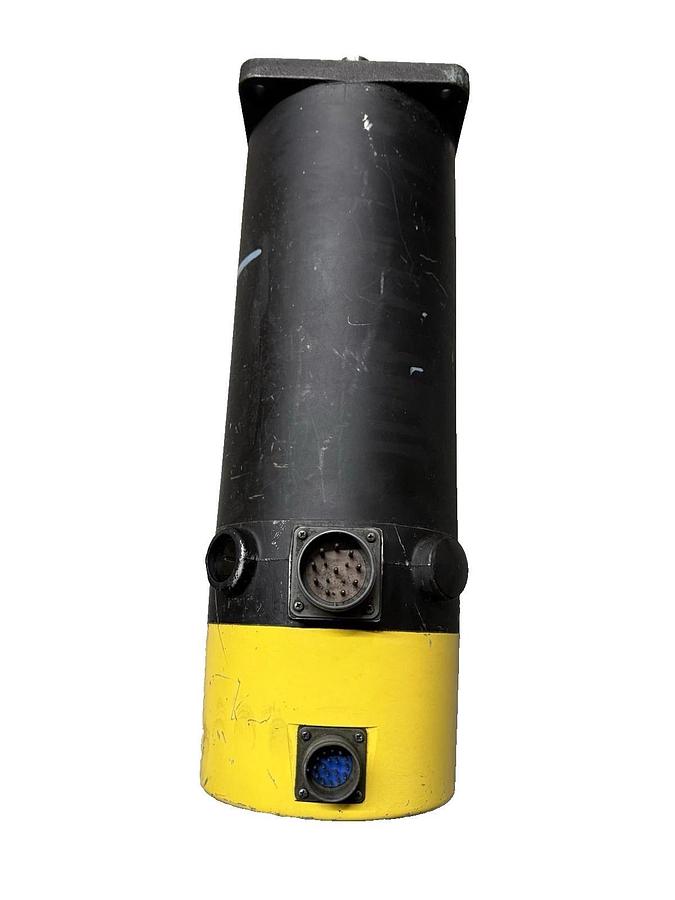 Fanuc DC Servo Motor  30M A06B-0653-B011  A06B0653B011