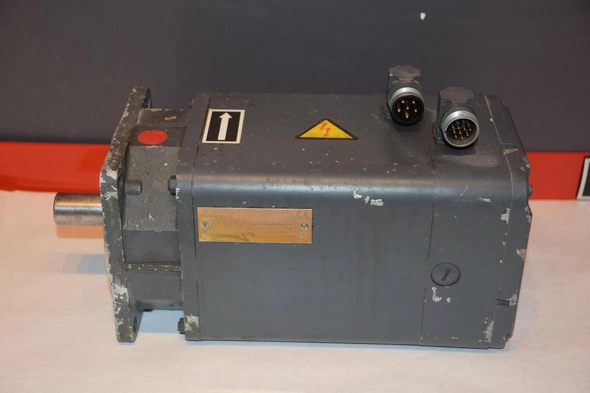 Used Siemens 1FT5072-0AF71-1 Servomotor 1FT50720AF711 AC Feed Motor