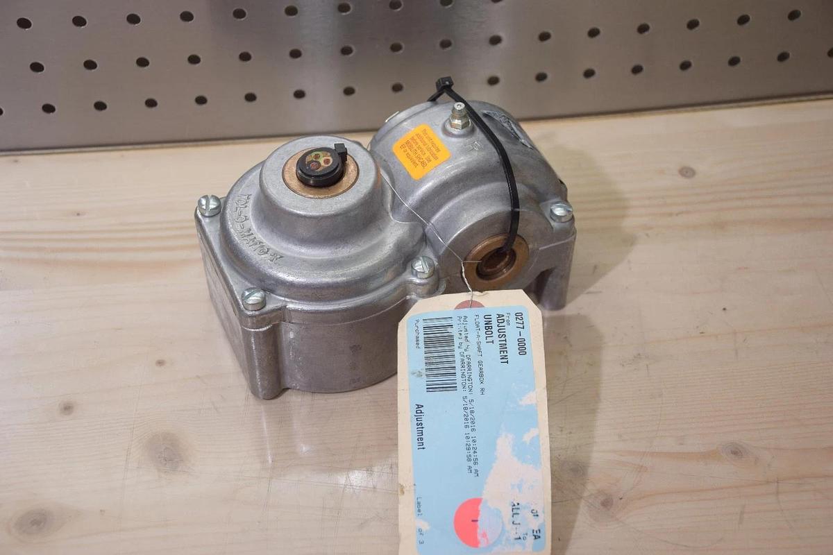 TOLOMATIC 02770000 0277-0000 FLOAT-A-SHAFT RH GEAR BOX (NEW)