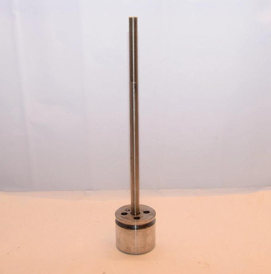 FISHER CONTROLS 1V6575X0052 2-15/16 Orf 1L5000 Plug / Stem Ball (NEW)