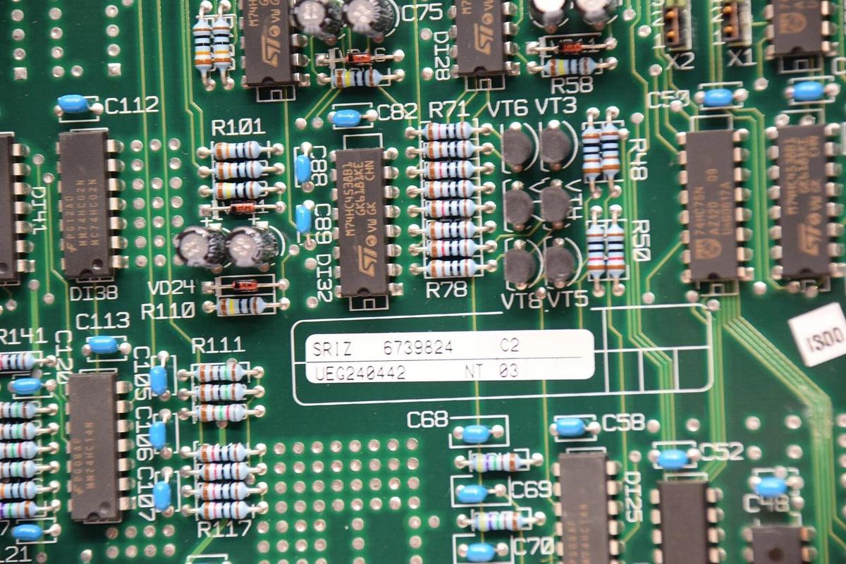 Merlin Gerin SRIZ 6739824 , 6739823XD-4C1 UPS Systems PC Board (NEW)