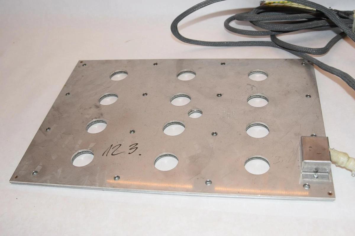(NEW) ELEG 230V 2400W 41.106A203 Approx. 15.25" x 10.5" Heating Element Plate