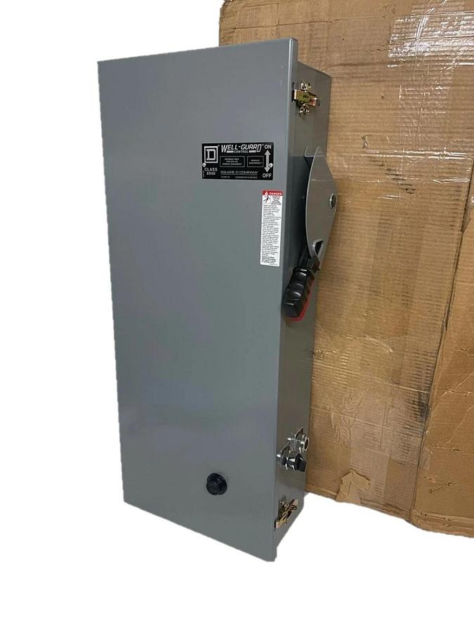 (New) Square D SCHNEIDER ELECTRIC 8940SSC2007V02SY74 AC pump control panel 30A