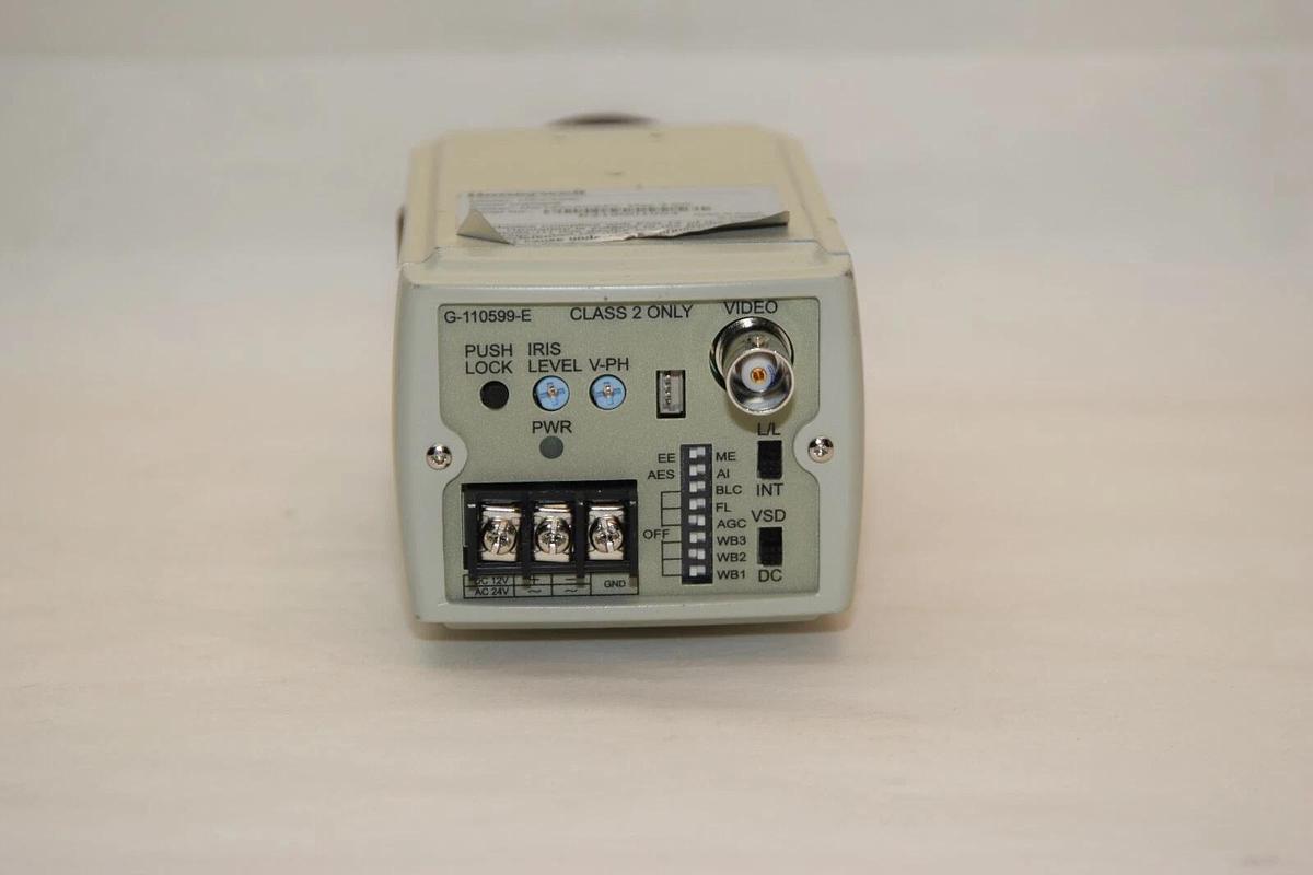 Used HONEYWELL HCC334L CCTV Color Digital Signal Processor 24V 3.5W Security Camera