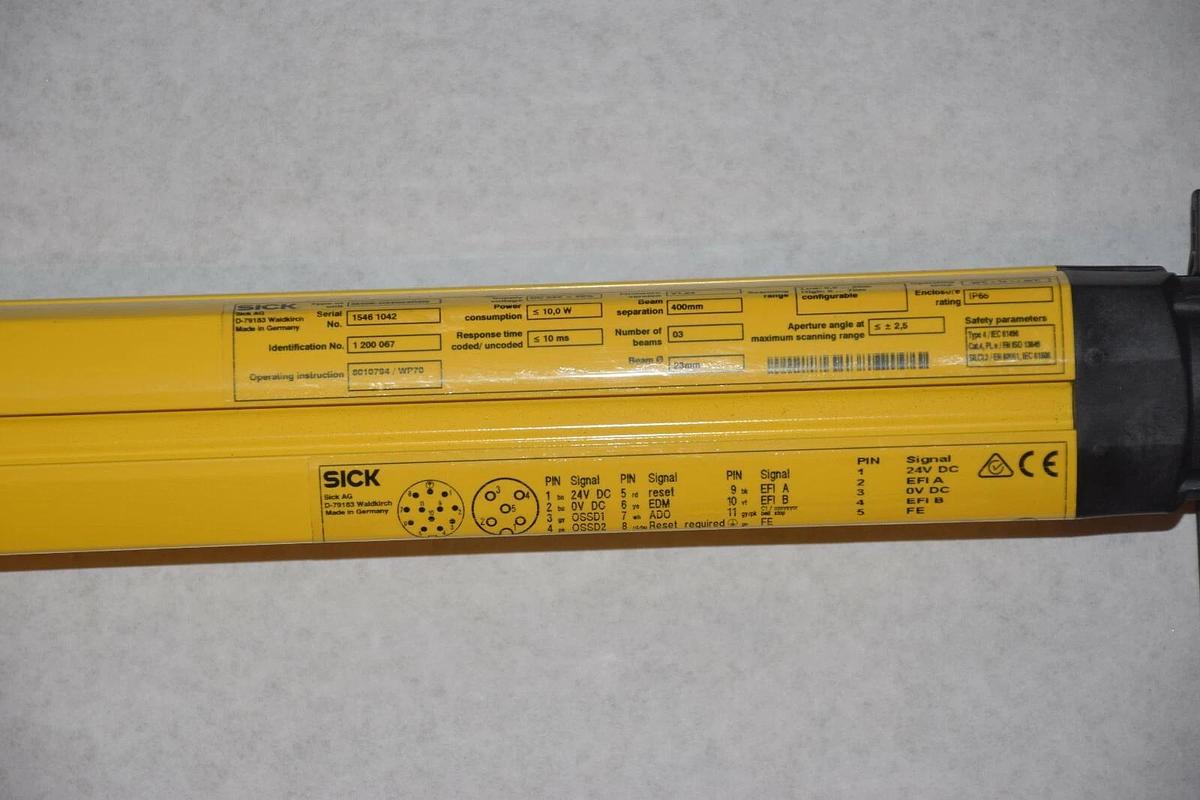 Used SICK M40E-034023RB0 M4000 ADVANCED RECEIVER BEAM SAFETY DEVICE