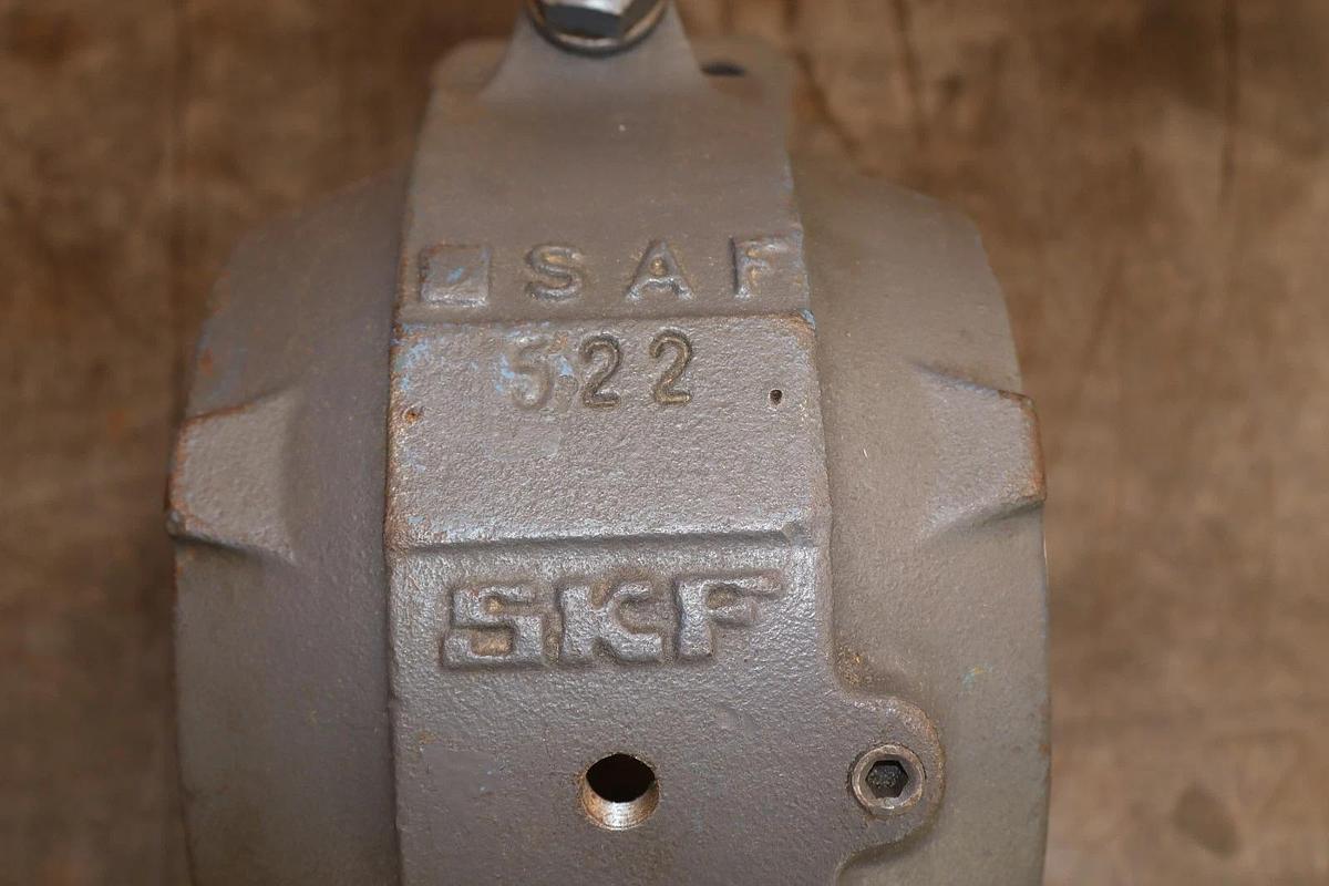 SKF Pillow Block HOUSING 4-Bolt SAF-522 SAF 522-A SAF 522 SAF522 FSAF 522-A *NOS