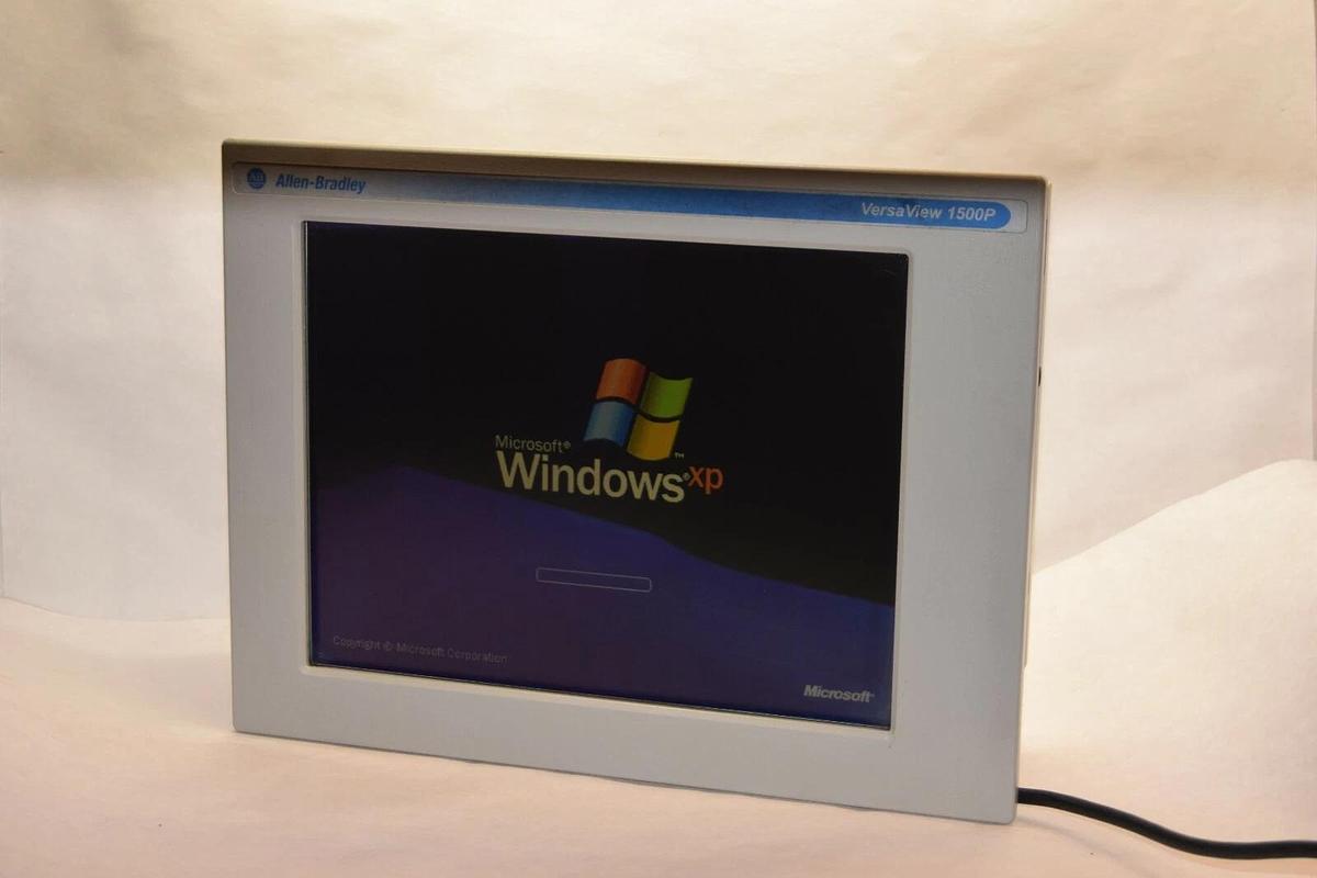 Used Allen Bradley 1500P VersaView  6181P-15NSXPH Ser.D  Rev.B 100-240V