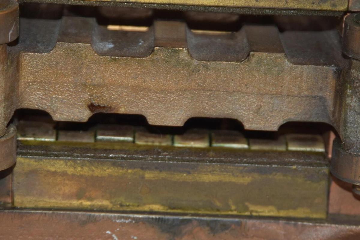 Used GE Contact Wiping Breaker ARA AL-R BLAST 579628  MAGNE-BLAST Circuit ARA Al-R