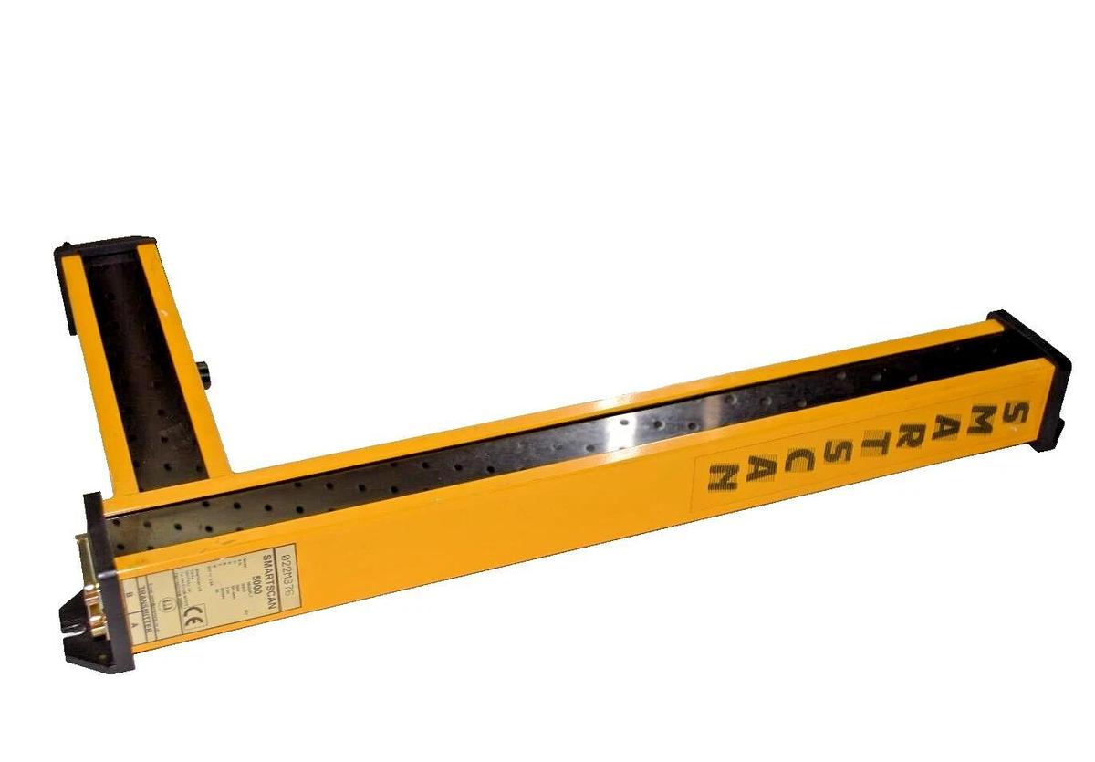 Used SMARTSCAN 5000 INFRARED SENSING LIGHT CURTAIN 5502APL1 Transmitter