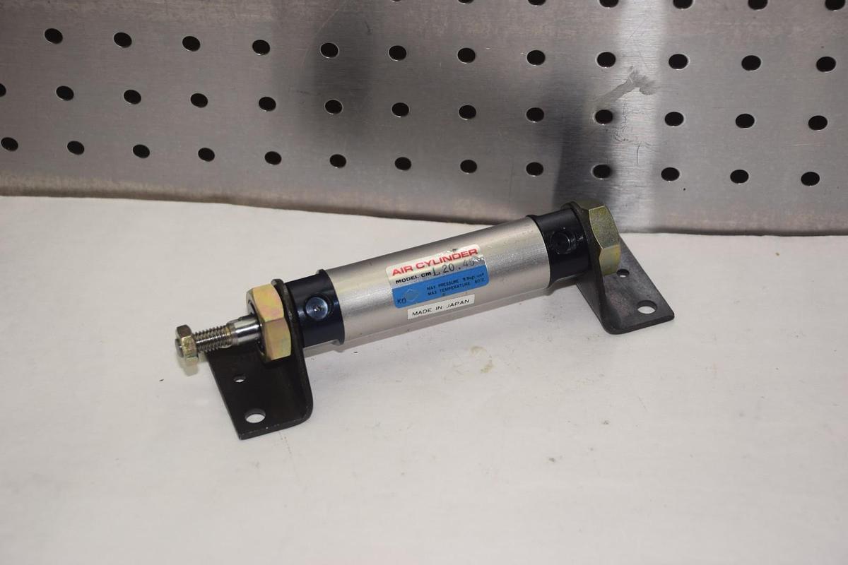 SMC CML20.45 1.5" STROKE 25/64" BORE AIR PNEUMATIC CYLINDER NEW