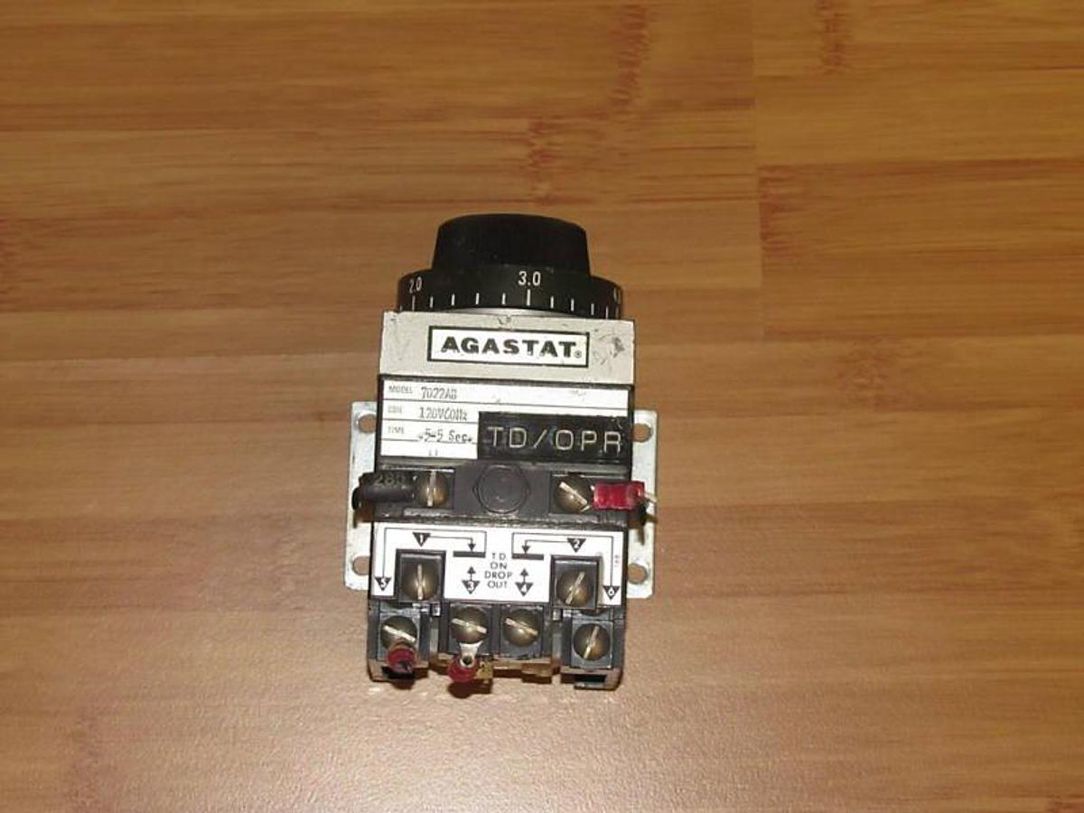 Used Agastat Timer 7022AB .5-5 SEC. 120V Coil  7022-AB