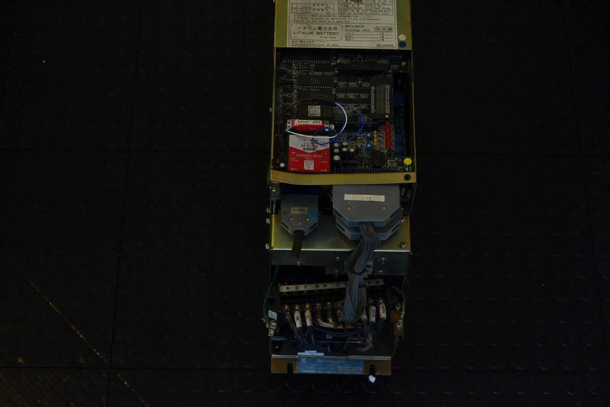 Used Yaskawa ServoPack Servo Controller Drive CACR-SR44TZ0SFY01A CACR-SR44TZ9SFY01A