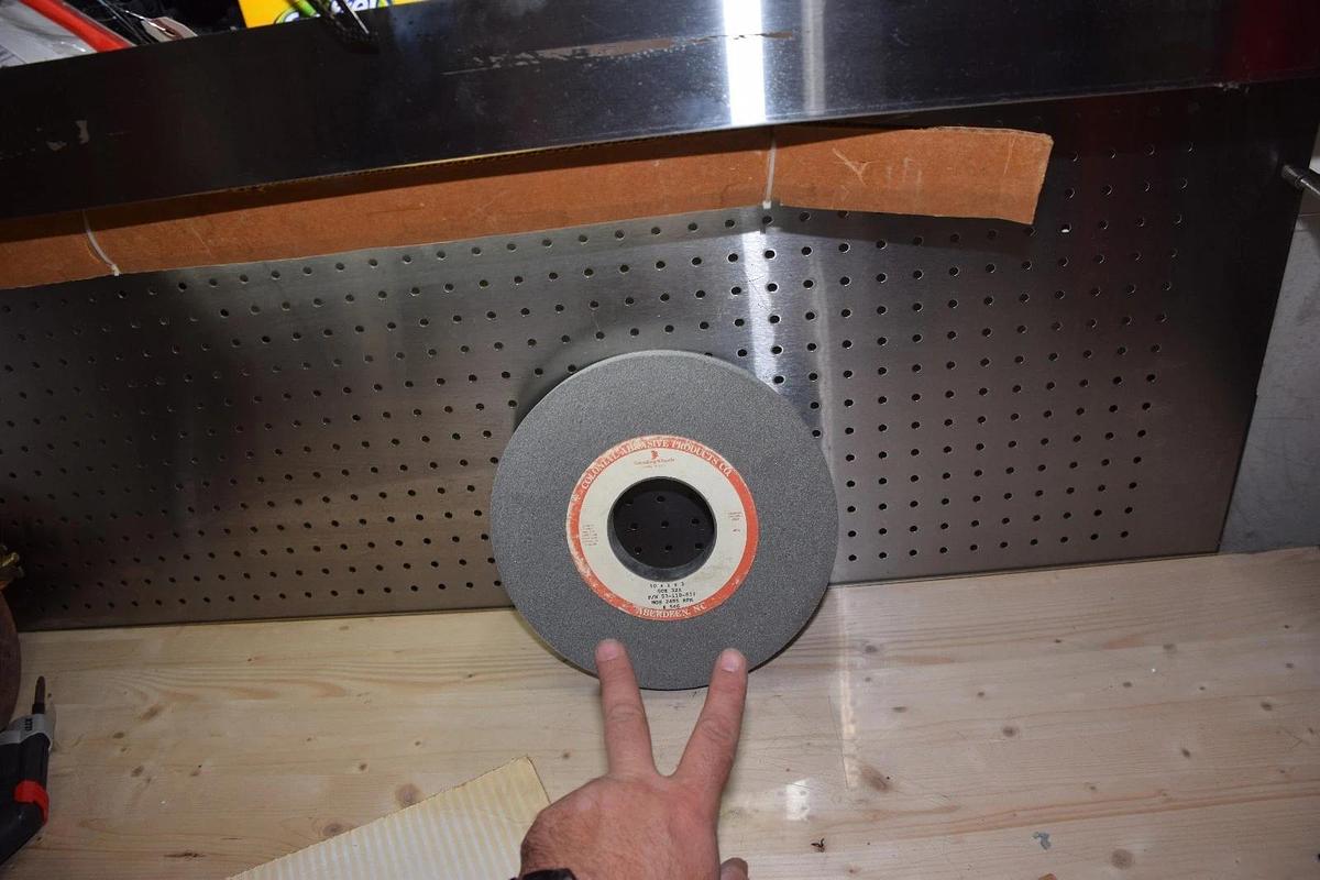 Colonial Abrasive 53-110-837, 60k 32A Grey Grinding Wheel 10" x 1" x 3" NOS