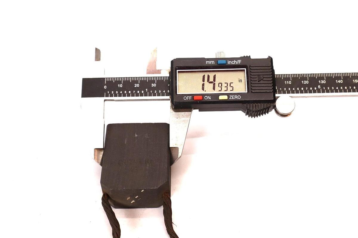 Southern 43 , 3/4" x 1-1/2" , 1.2450" x 0.4965" Carbon Brush (New)