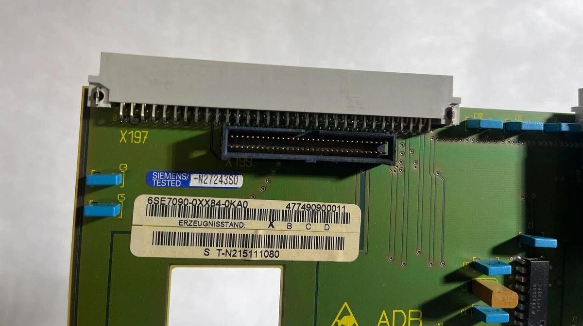 Used Siemens DC Inverter Simovert MC 6SE7023-8TD51-Z *door broken*