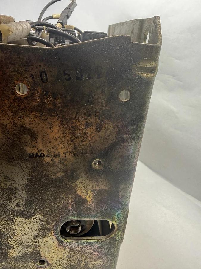 Refurbished Cutler-Hammer EATON Size Sz 6 Contactor 10-5822, Ser C1,  700A 600V-AC, 18690